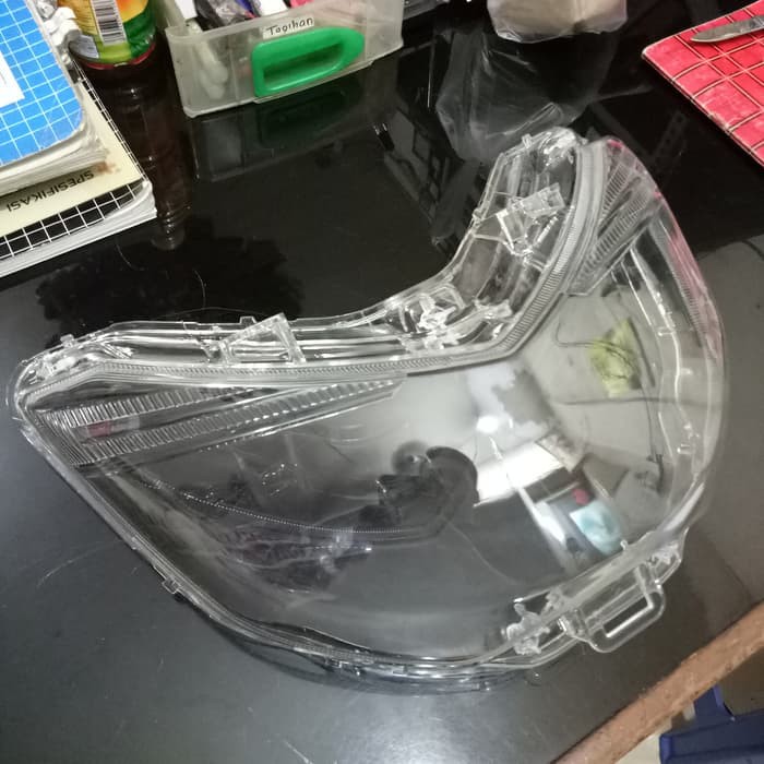 MIKA KACA LAMPU DEPAN NMAX ASLI ori