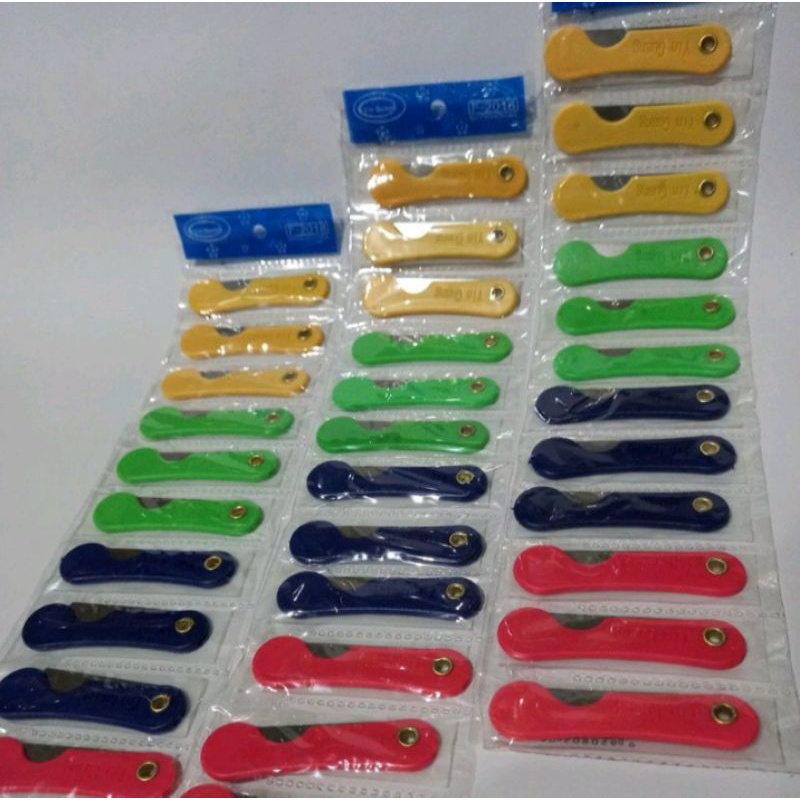 

Pemes Cutter Pisau Lipat Kecil Tajam Warna-warni Murah Grosir Lusin/Cuter Mini