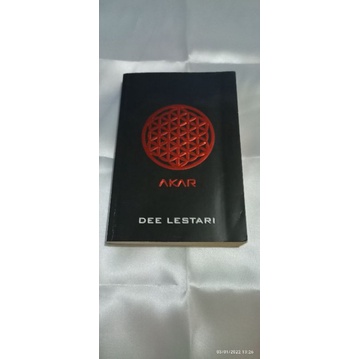 Buku bekas original thrift buku - Dee Lestari - Supernova - Akar