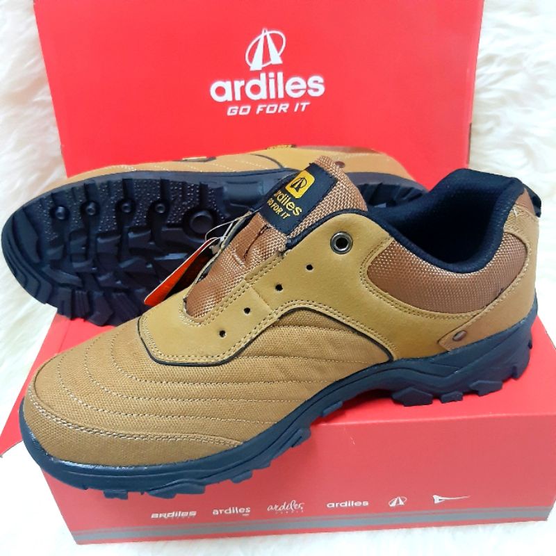 Sepatu HIKING ARDILES