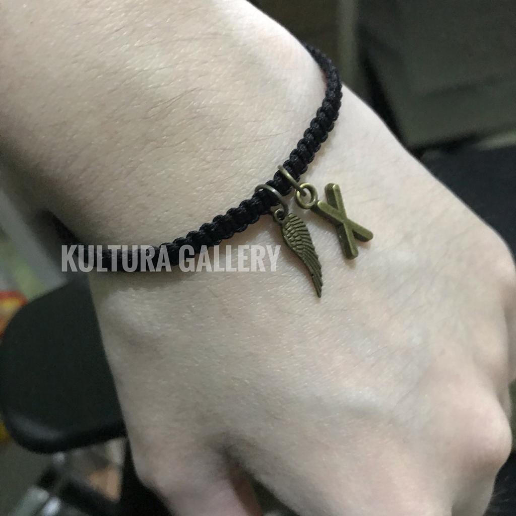 Gelang Charm Inisial Tali Lucky Shamballa (1 Charm)