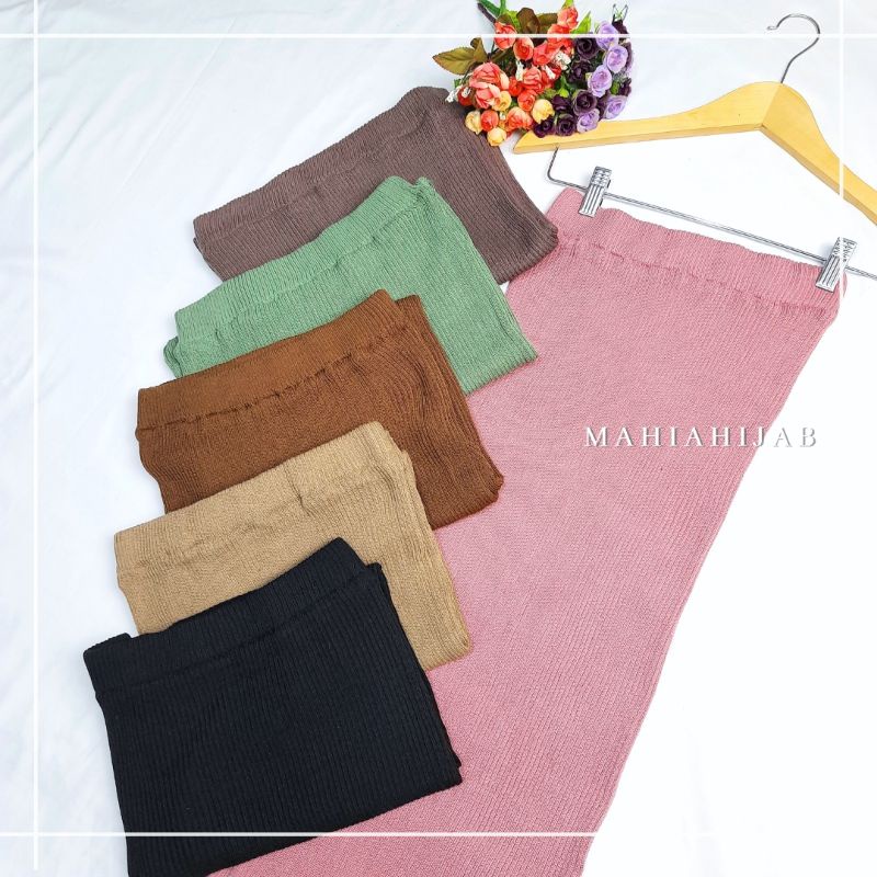 One Set Hari Cardigan + Rok rajut span , Outfit rajut wanita premium , Setelan lengkap, Outfit rajut, Daily outfit, Rok knit