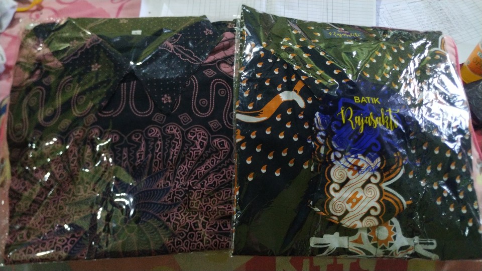 Batik Solo Kemeja Batik Pendek Vespa Asmara Batiksoloamanah 130.000