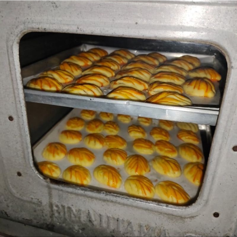 

KUE NASTAR NY. XU MINGHAO