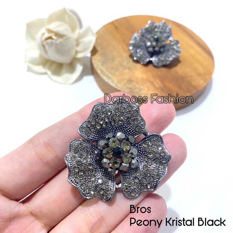 (part 1) Bros Jilbab / Bros Bahu / Bros Dada / Bros Dagu / Bros Kecil / Brooch / Bros Pin / Bros Mewah / Bros Premium / Bros Mutiara / bros button / bros B-Peony Kristal Black