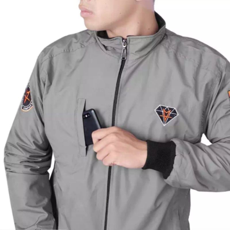 Jaket parasut pria - Jaket Waterproof cowok outdoor - Jaket Pria harrington turtle neck Distro