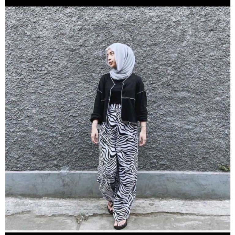 CELANA KULOT WANITA ANIMAL MOTIF , ZEBRA