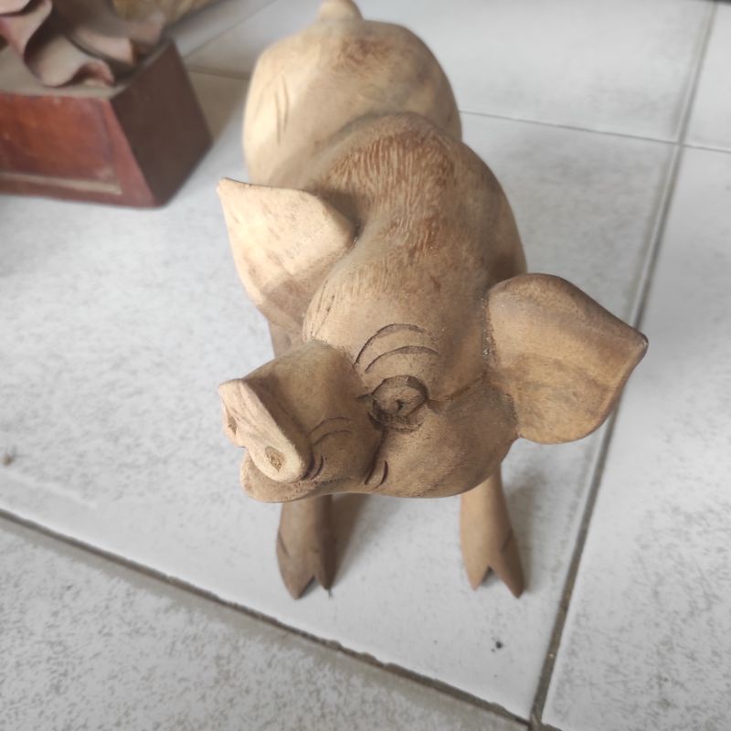 PATUNG BABI/PATUNG KUCIT/PATUNG BABI BALI DARI KAYU SWAR