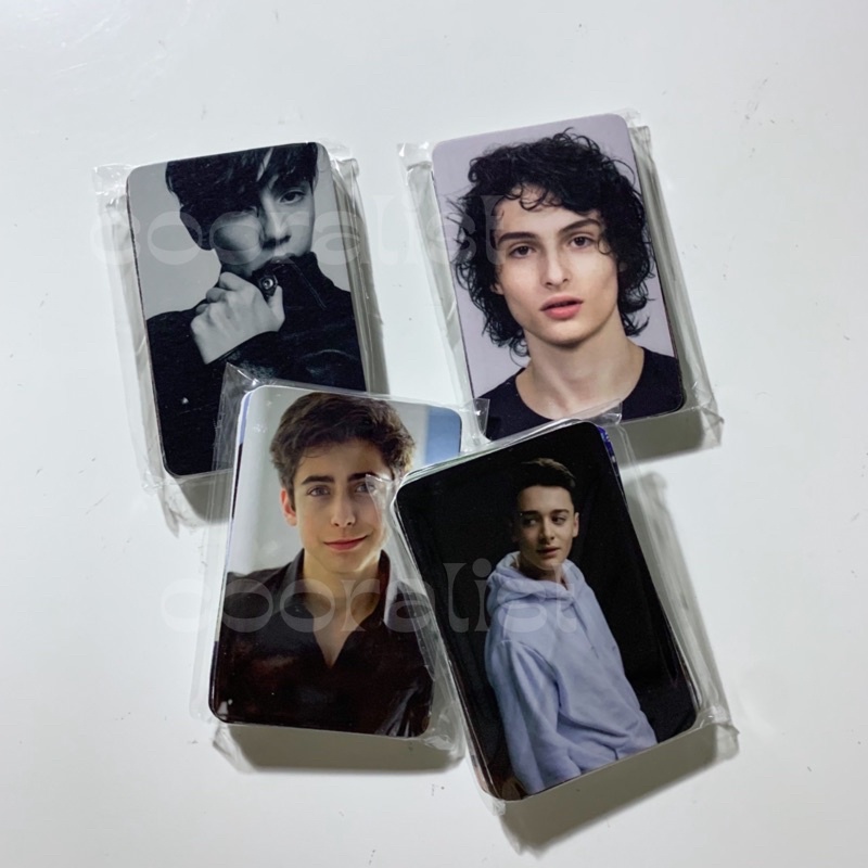 [READY] PHOTOCARD 25pcs Louis Partridge , Finn Wolfhard , Noah Schnapp , Aiden Gallagher