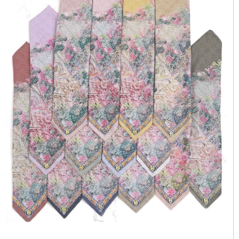 Buttonscarves Sevilla