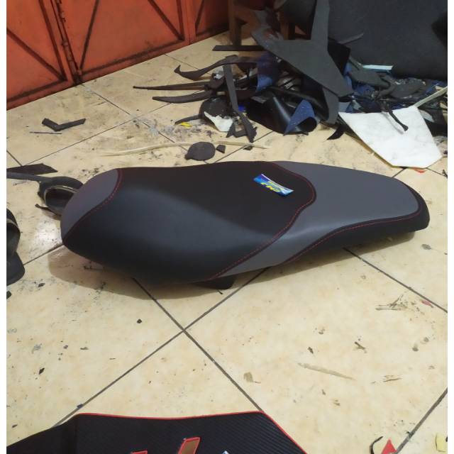 Jok vario 125 150 standar kulit motif x ride