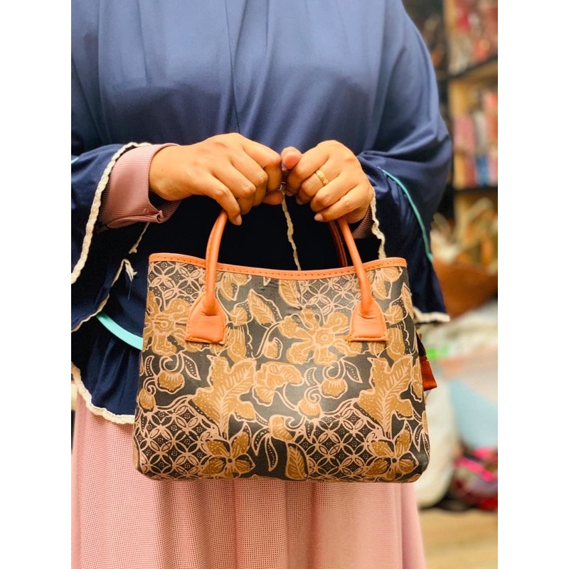 tas webe batik vynil