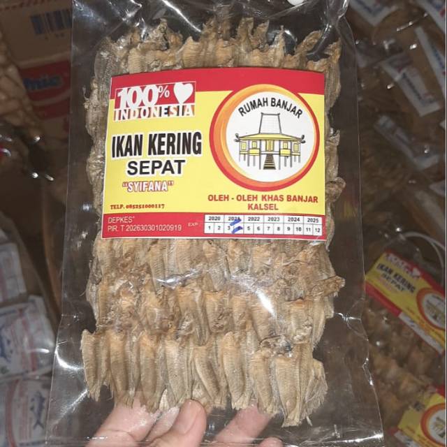 Ikan iwak asin kering karing sapat sepat kering karing kecil sapat sepat khas banjarmasin