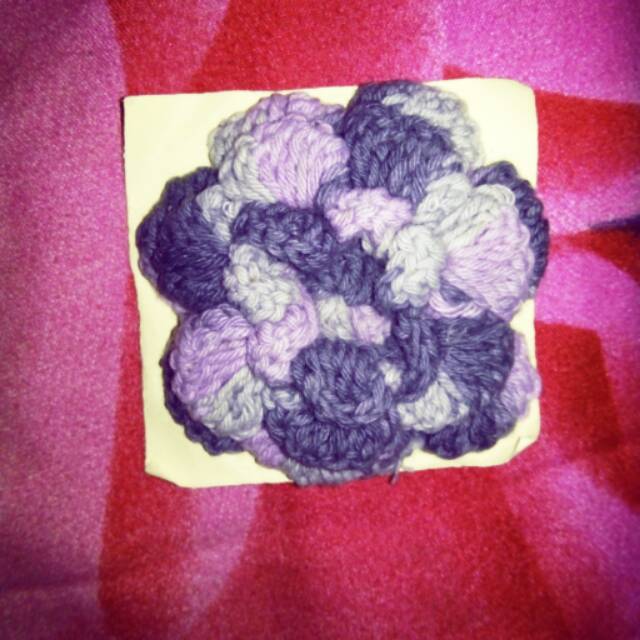 bros rajut bunga mawar