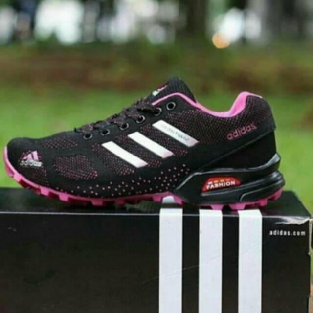 Sepatu Adidas Flyknit Cewek