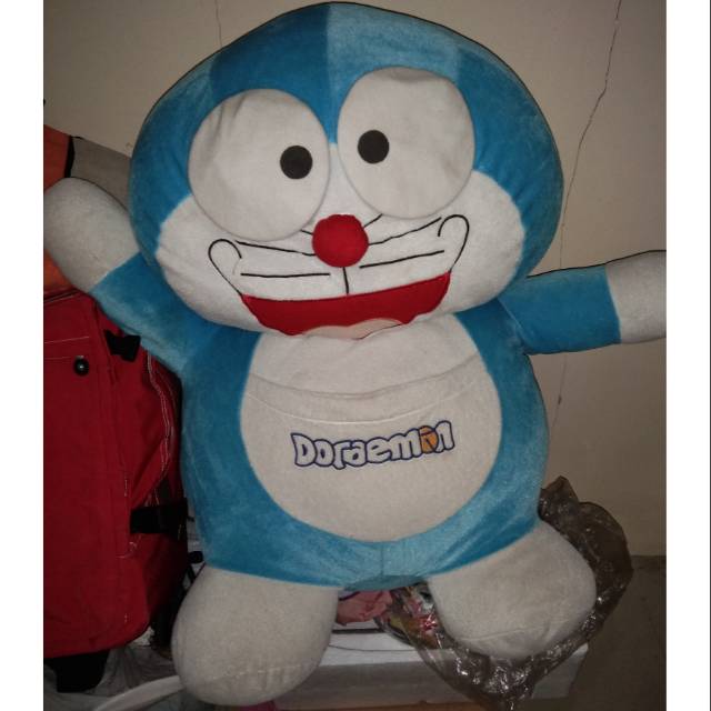 Preloved boneka doraemon