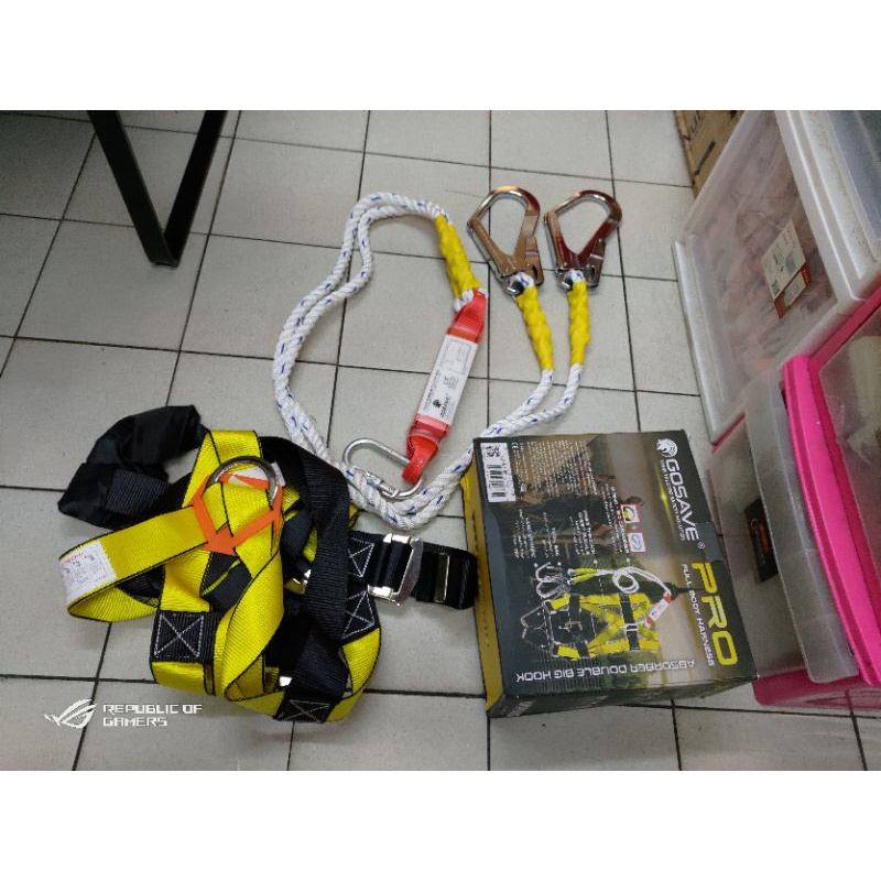 Full Body Harness Double Hook Absorber GOSAVE PRO