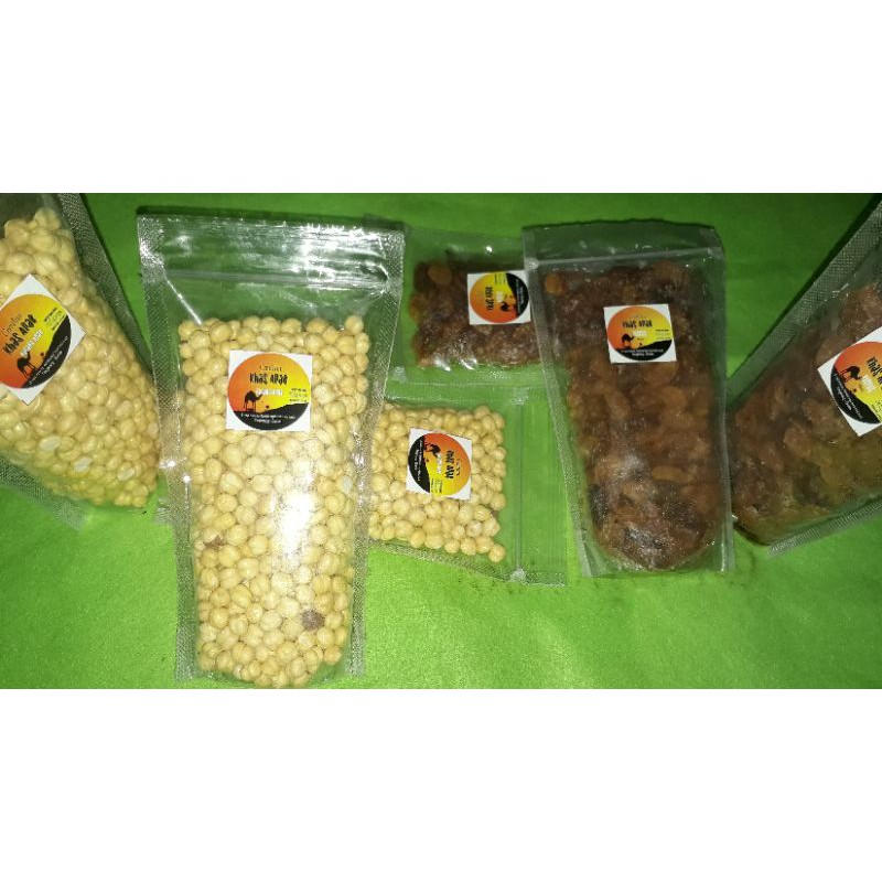 

Kismis manis (golden) dan kacang arab 150grm