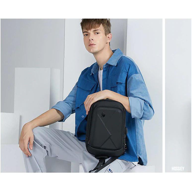 Tas Selempang Pria ARCTIC HUNTER slot USB - BLACK