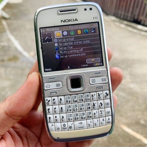 NOKIA E72 HP JADUL SECOND ORIGINAL KLASIK DUAL KAMERA MUSIK HANDPHONE NOSTALGIA