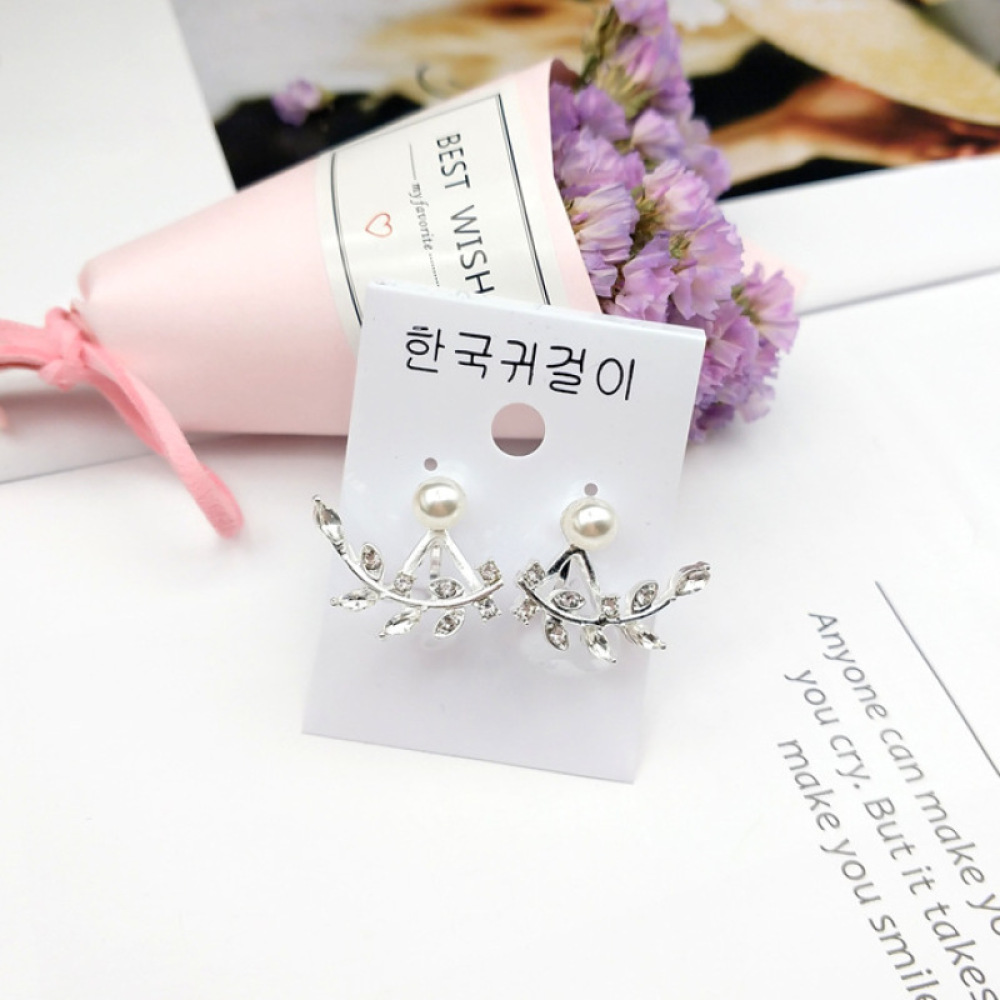Anting Klip On Wanita Desain Daun Geometri Hias Mutiara + Berlian Imitasi Warna Gold / Silver