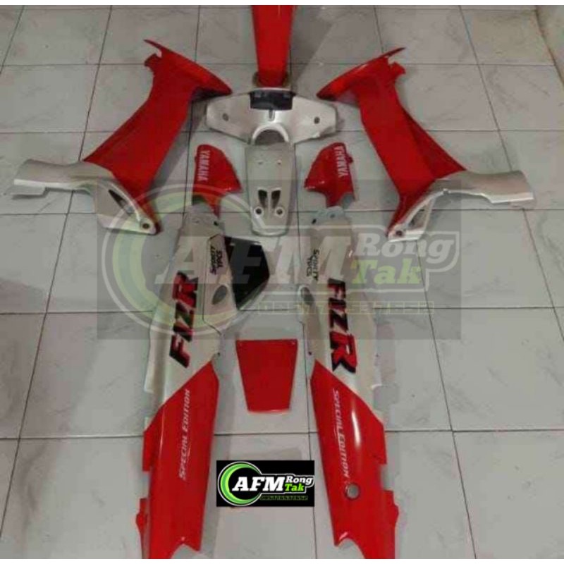 paket caver bodi set body set halus yamaha fiz r FIZ R warna merah silver