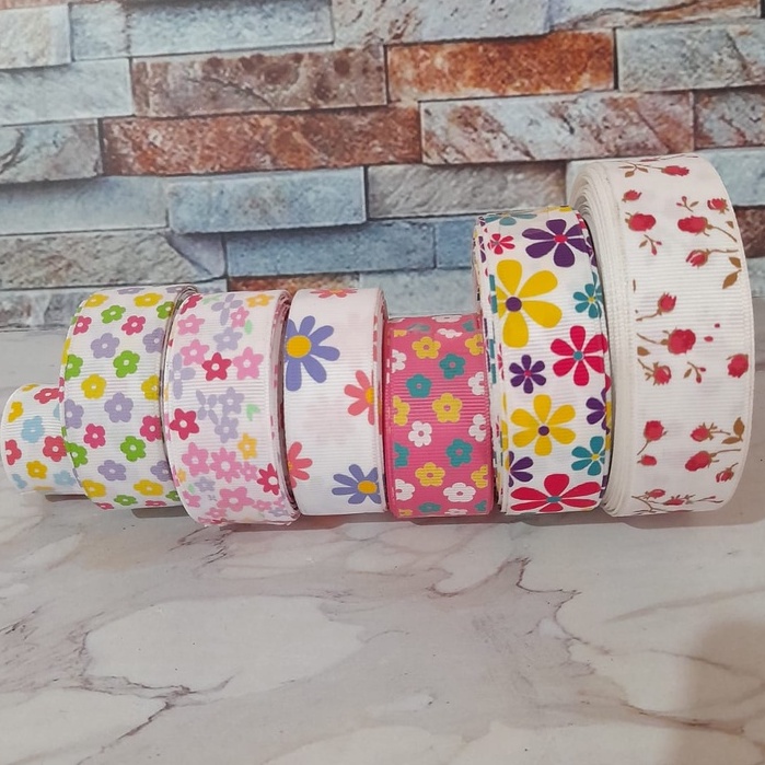 

GM RB22 (per yard) Pita grossgrain motif bunga 1