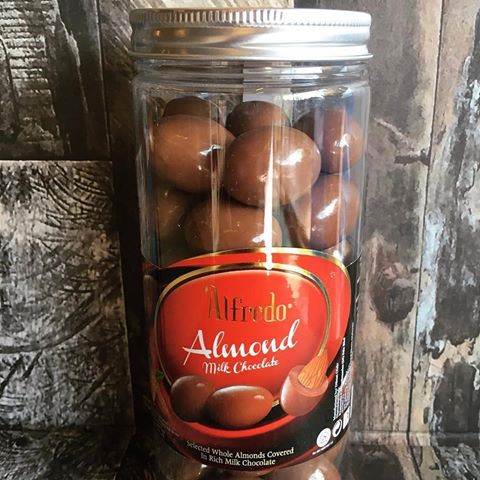 

ALFREDO ALMOND MILK CHOCOLATE 280Gr