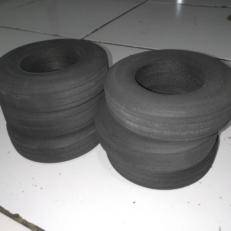 Ban miniatur truk untuk Velg 46 Mm Truk lokal 1/10 diameter Ban 85 -100 mm Bahan Spon ATI No Sambung