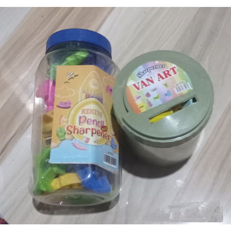 

Rautan Pensil Toples 1 Pack Isi 2 lusin