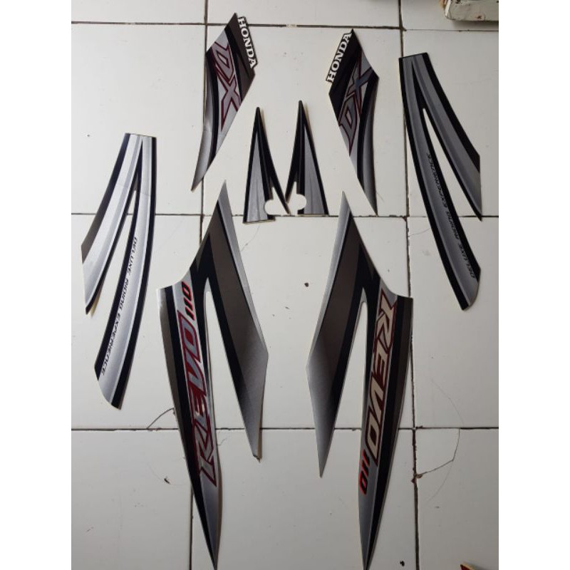 striping stiker Revo DX hitam silver original