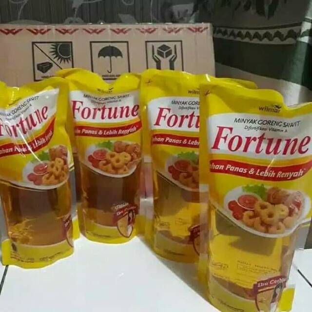 Minyak Goreng 1 Liter Sania Tropical Rosebrand Bimoli Random Shopee Indonesia