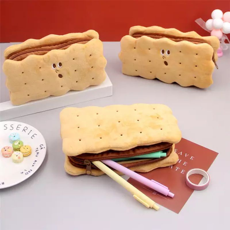 

Tempat Pensil Plush Bentuk Biskuit
