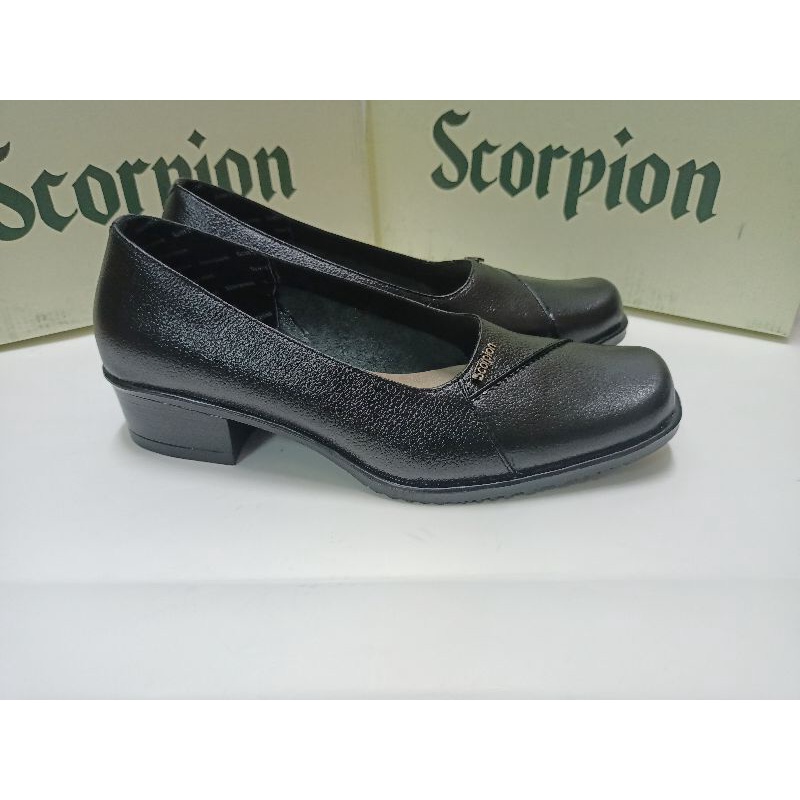 Sepatu Kulit Wanita Scorpion 071308 Hitam