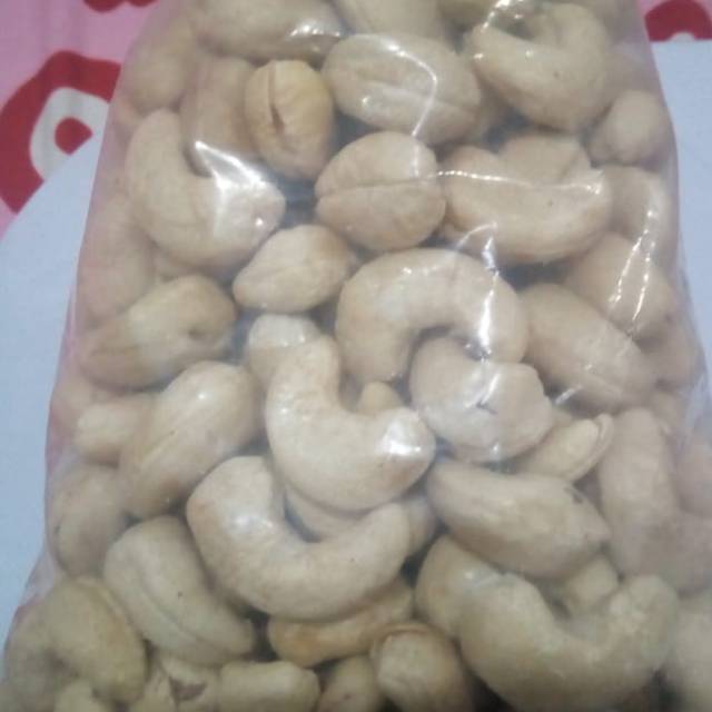 

Kacang Mede isi 250gram