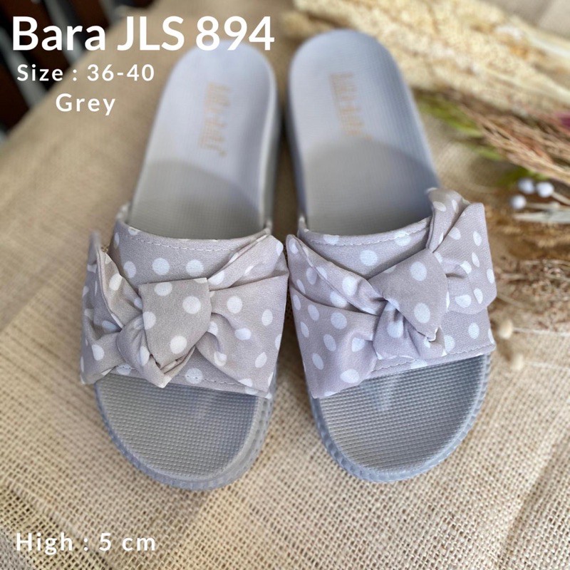 Barabara JLS 895