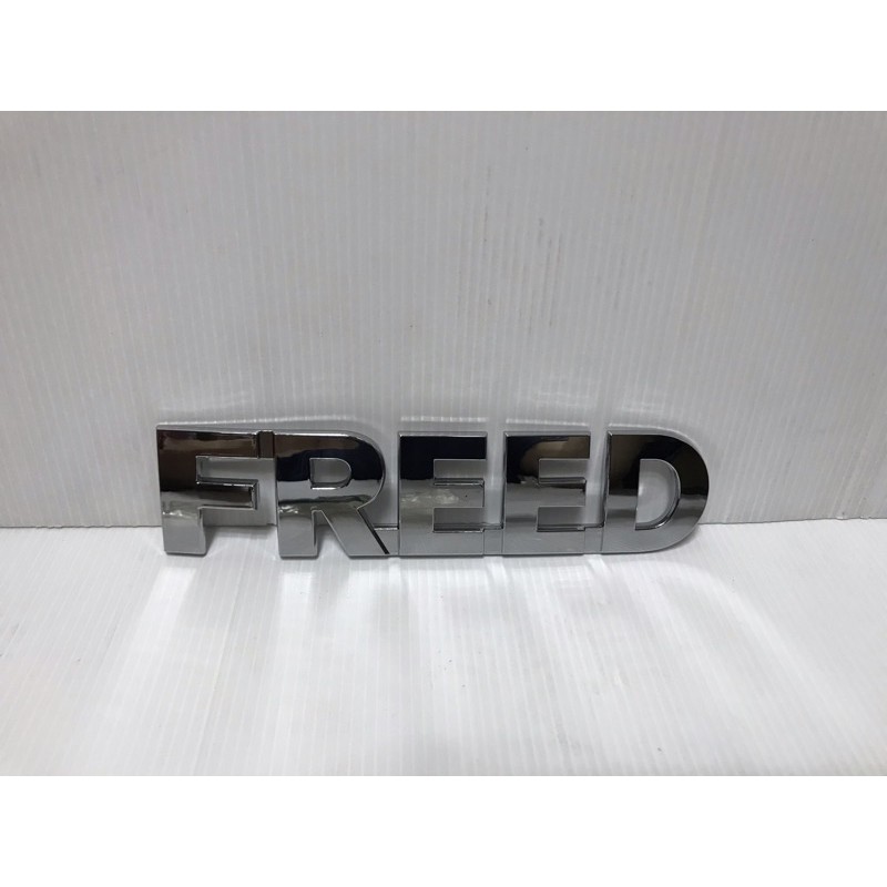 Emblem Pintu Belakang Bagasi Honda Frees