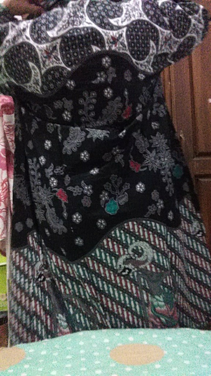 Maura Couple - Sania Ruffle Batik Couple Garansi Termurah Shopee - Couple Tunik Sekar Jagat Jagad