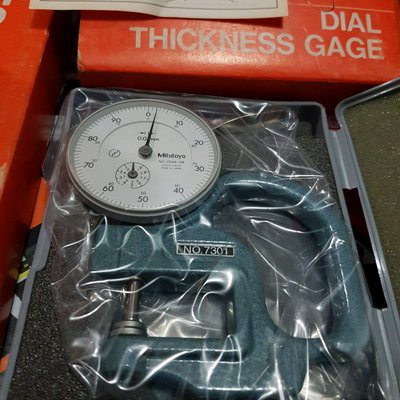 

MITUTOYO DIAL THICKNESS GAGE 7301 (0-10mm)