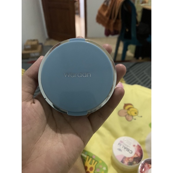 PRELOVED BEDAK PADAT WARDAH (golden beig) shade no 2