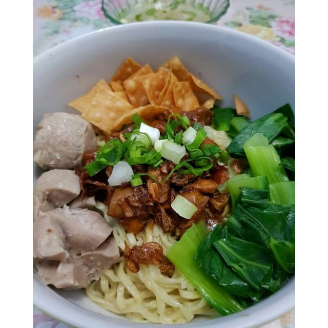 

MIE AYAM BAKSO
