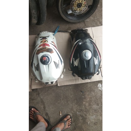 Tangki Ori Honda Cb 150 R Old Original(bekas