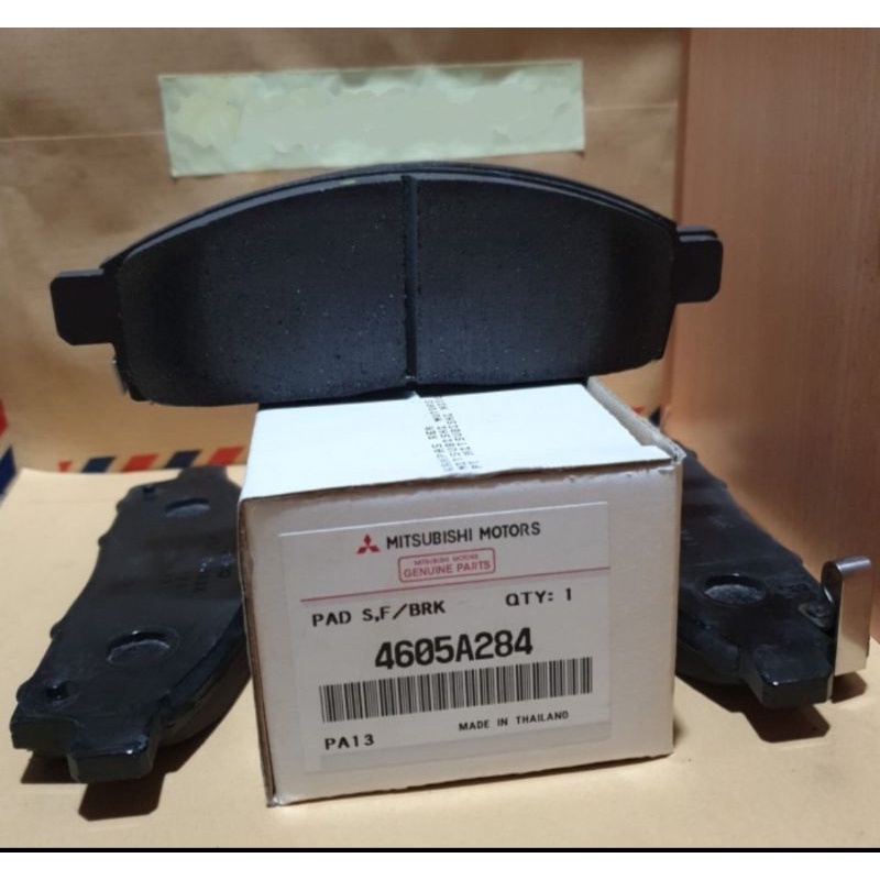 BRAKE PAD / KAMPAS REM RODA DEPAN PAJERO SPORT/TRITON ORIGINAL 4605A284 /WTB 4605A284W
