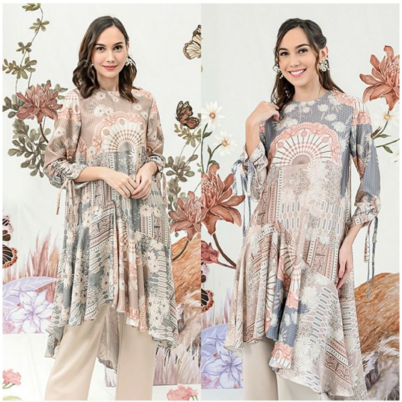 Allegra Tunic by Wearing Klamby