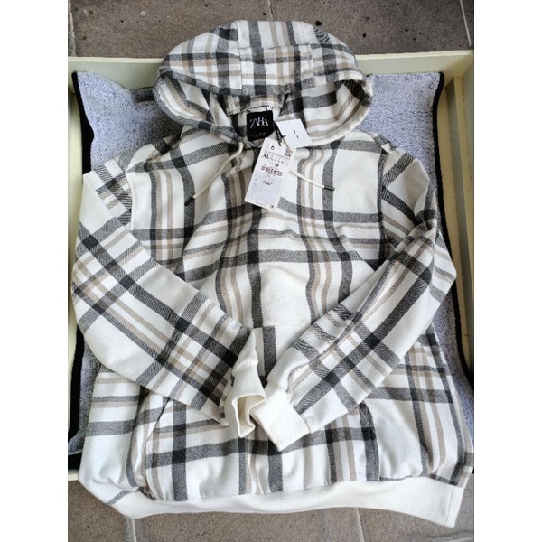 Zara Man Hoodie Bergaris Size XL