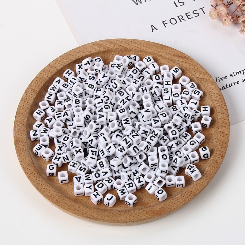 100pcs/pack 6x6mm Acrylic Square A-Z Alphabet Beads Untuk DIY Perhiasan Gelang Membuat Aksesoris Manik-Manik Longgar