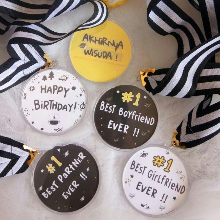 

9.9 MALL Medali Custom Hadiah Ulang Tahun Mendali Kado Costum Wisuda