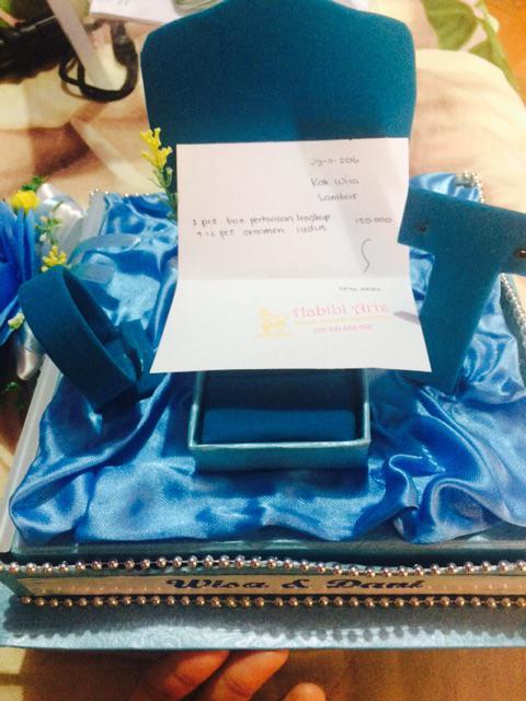 Kotak Mahar Perhiasan Lengkap (dengan Kain Satin Dan 12pcs Hiasan Sudut Mika)