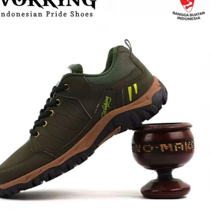 Terbaru.. WORKING Tracker T-04 Sepatu Safety Pria Sepatu Safety Wanita Sepatu Safety Jogger Sepatu S