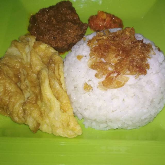 

Nasi rendang/empal telur dadar
